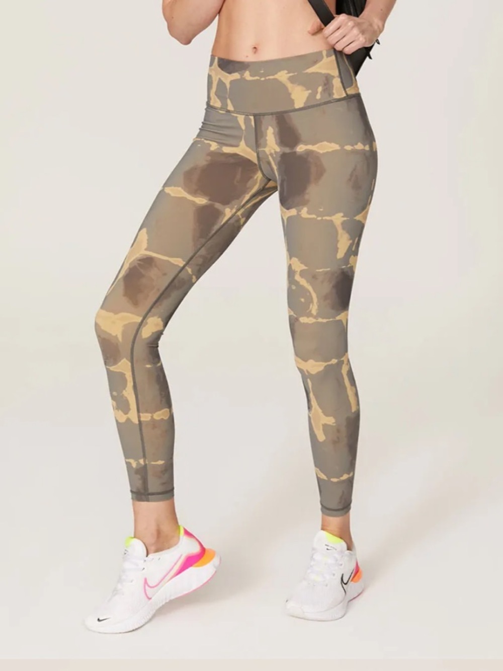 Varley Luna leggings in the Golden Tie Dye M